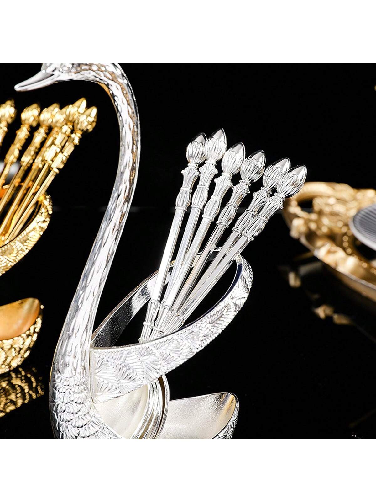 European Style Luxurious Swan-Shaped Spoon Holder (Silver Colour) (Code 8)
