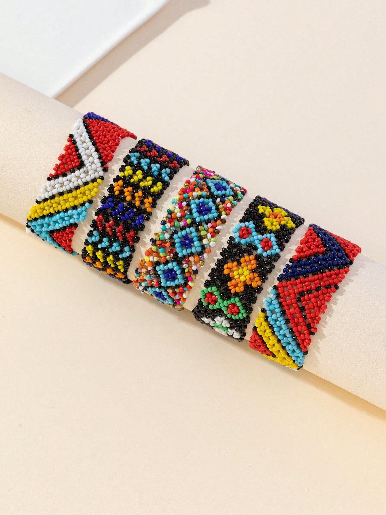 5pcs Randomly Colored Bohemian Style Glass Beaded Bracelet (Code:73)