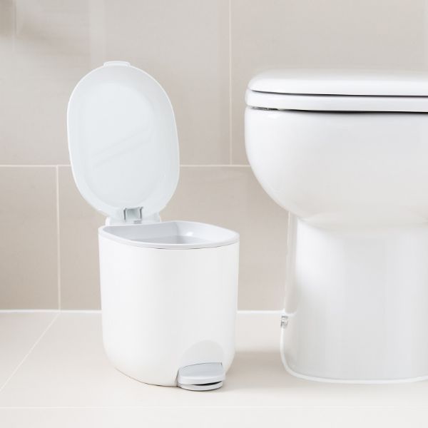 ADDIS Bathroom Pedal Bin - White/Grey